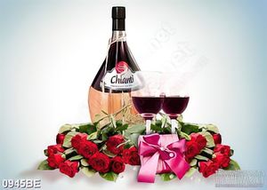 Tranh chai rượu trên bàn đầy hoa treo bếp