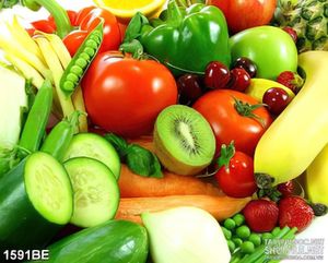 Tranh siêu thị rau củ quả tươi treo bếp