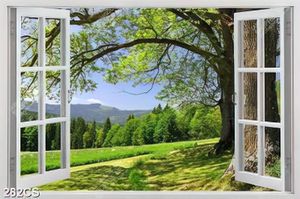 Tranh cửa sổ và những tán cây lớn xanh mát