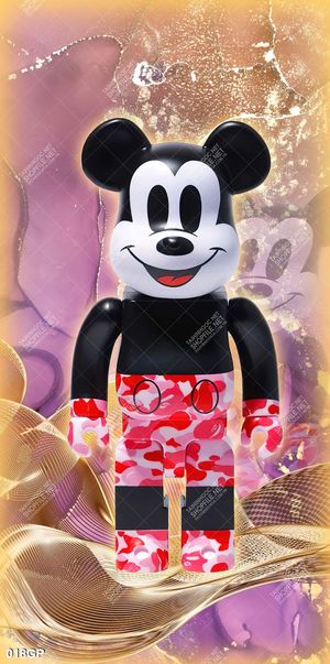 Tranh treo tường chú gấu bearbrick 