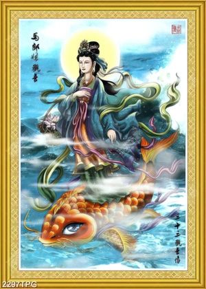 Tranh Bồ Tát cưỡi cá chép trên biển