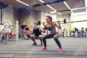 Tranh tập thể thao trong trung tâm mã số SP5423