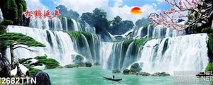 Tranh non nước hữu tình và hoa đào
