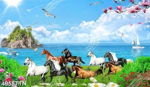 Tranh bát mã trên dồng coe bên bờ biển đẹp nhất