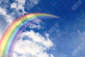 Tranh dán trần in uv bầu trời và cầu vồng